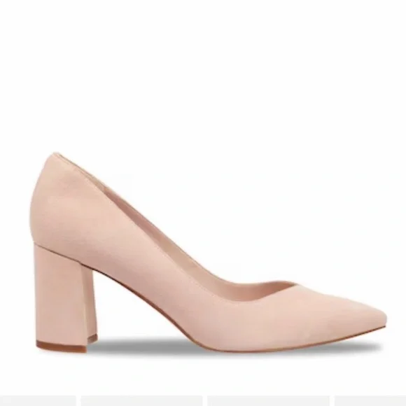 Pink pumps wide width - Picture 2 of 6